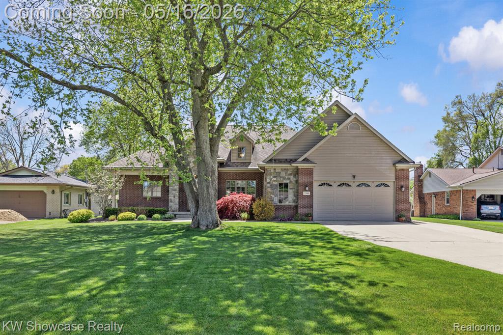 3348 Kingsway Drive, Highland, MI 48356 — Photo 2