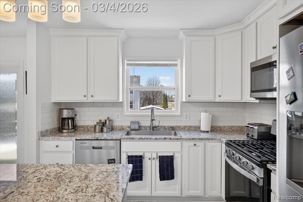 3073 Misty Creek Drive, Swartz Creek, MI 48473 — Photo 13