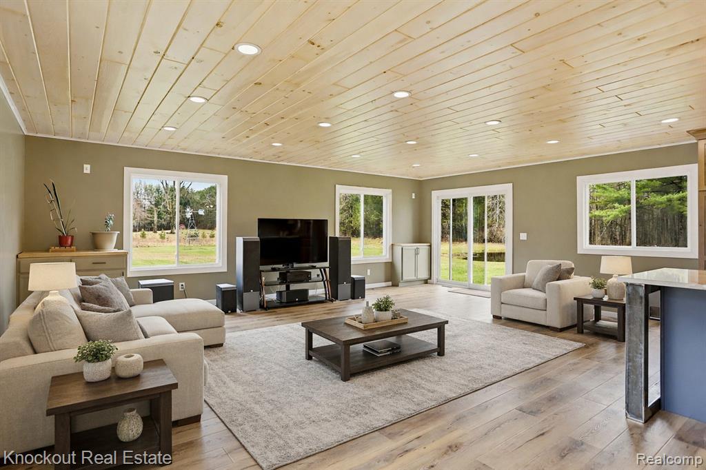 3467 Pebble Creek Drive, Vassar, MI 48768 — Photo 10
