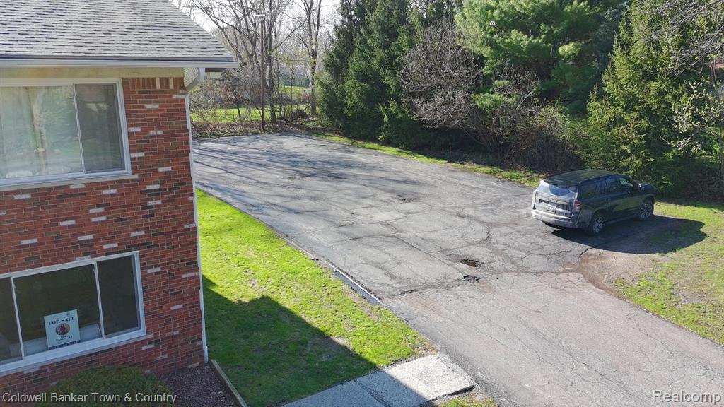 5084 Kintyre Lane, Brighton, MI 48116 — Photo 24