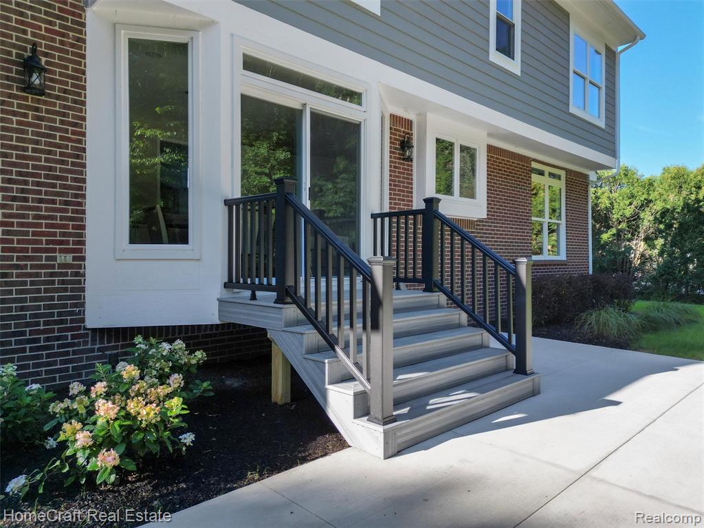 6807 SUNSET Drive, South Lyon, MI 48178 — Photo 52