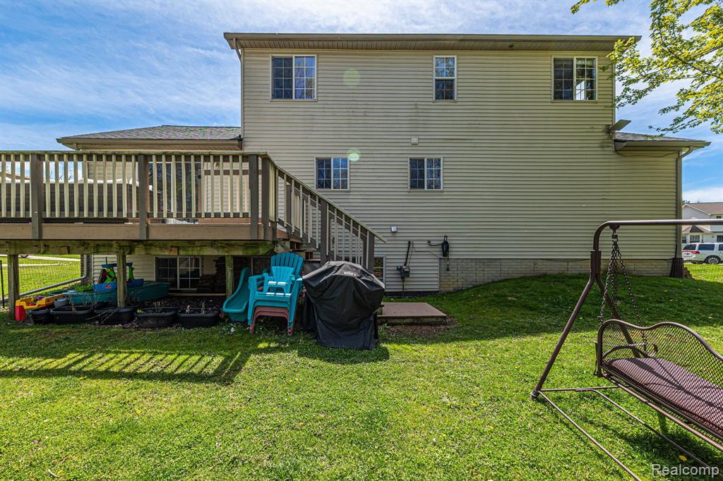 6101 Maple Trail, Grand Blanc, MI 48439 — Photo 3