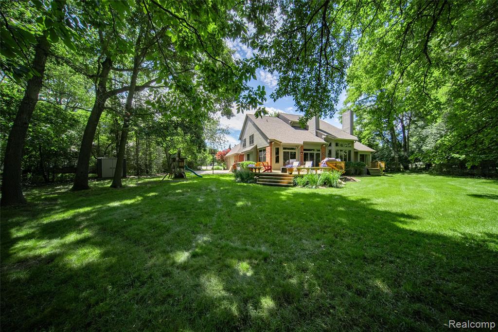 7422 Autumn Hill Drive, West Bloomfield, MI 48323 — Photo 47