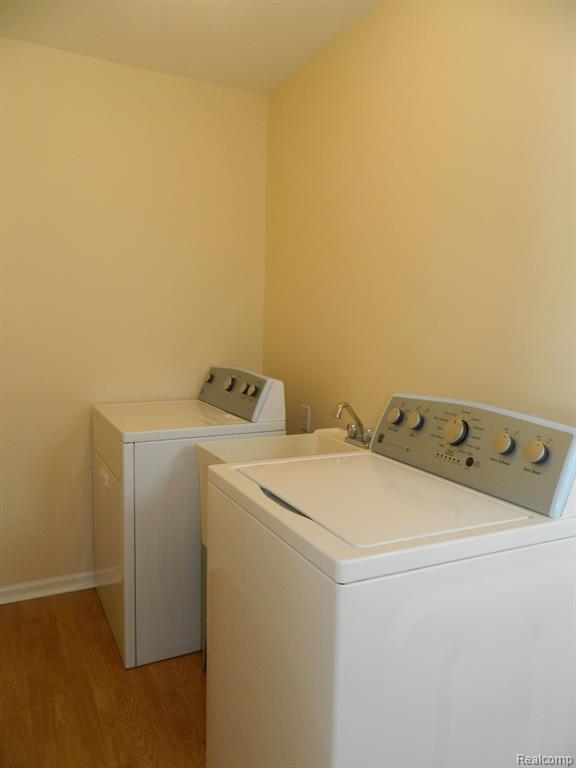 5483 Seabreeze Lane, Sterling Heights, MI 48310 — Photo 8