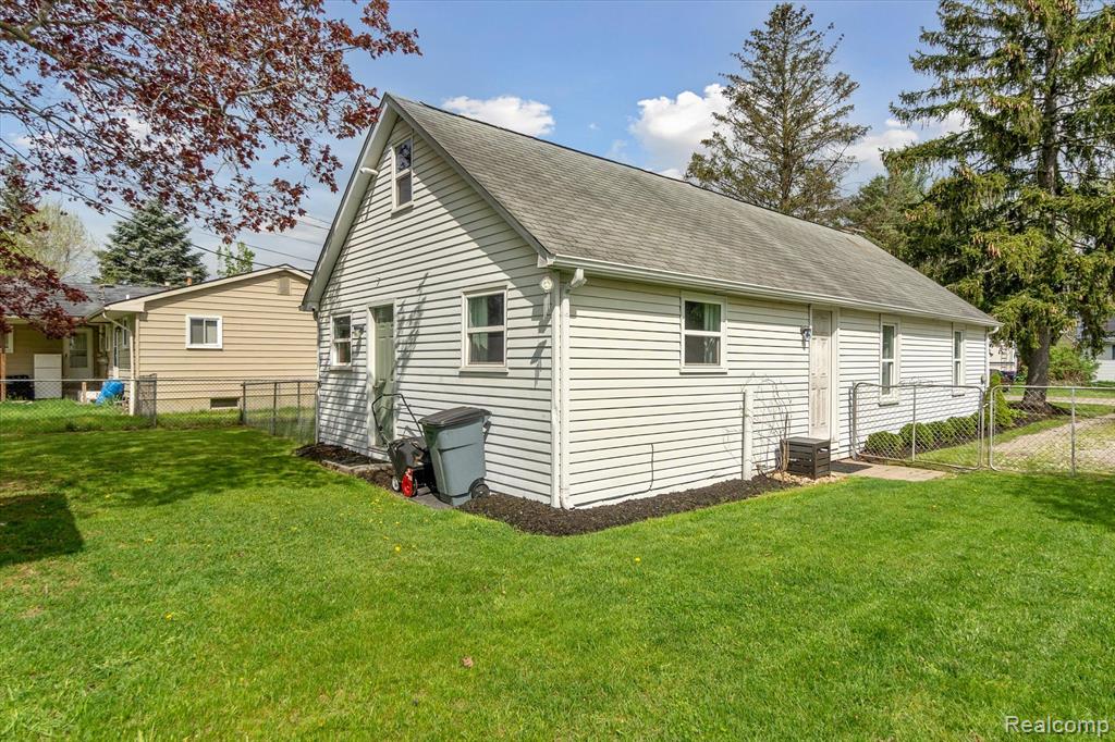 164 BALL Street, Ortonville, MI 48462 — Photo 24