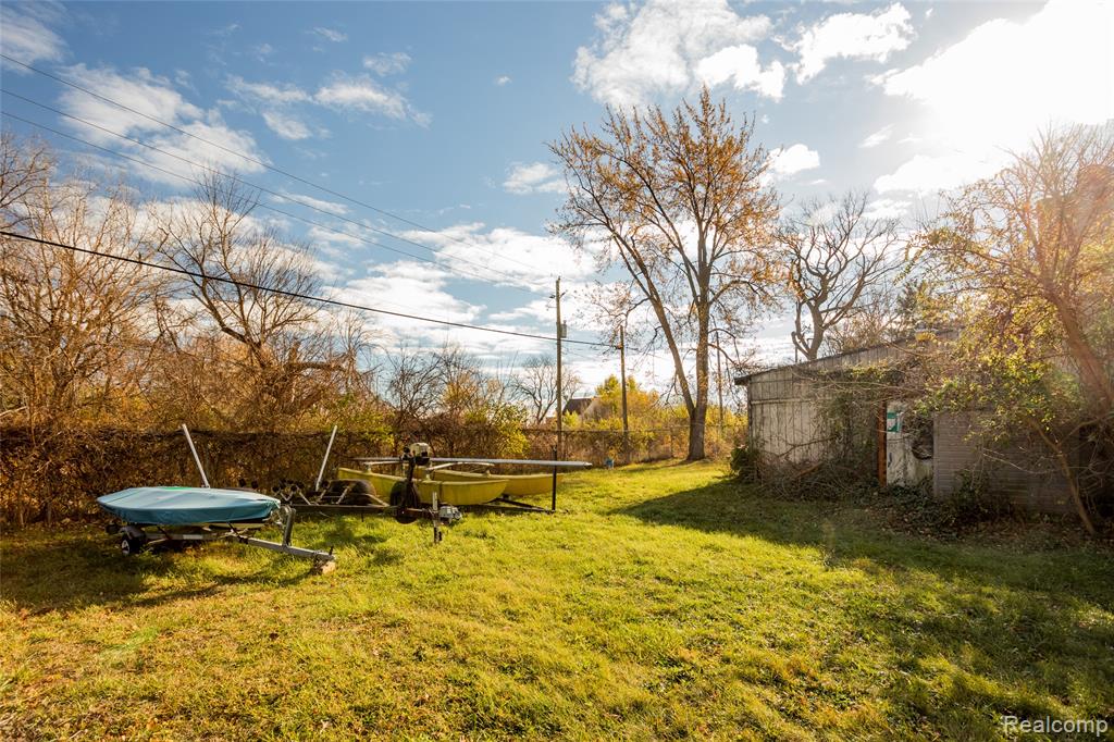 520 Bellevue Street, Detroit, MI 48207 — Photo 18