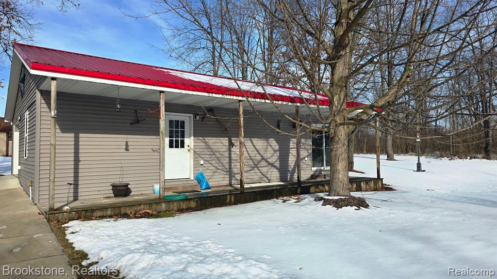 7090 LINDEN Road, Fenton, MI 48430 — Photo 8