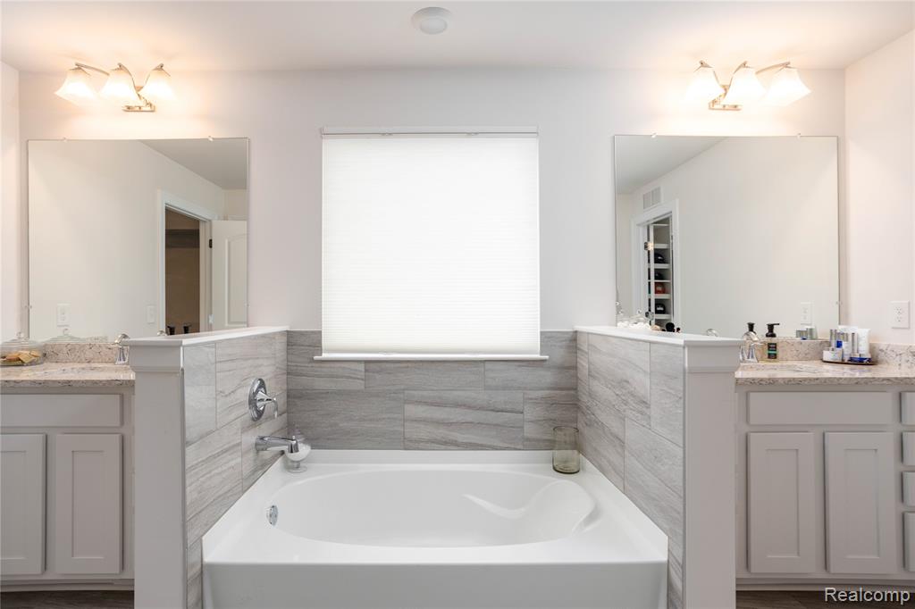 53210 Weeping Willow Court, South Lyon, MI 48178 — Photo 36