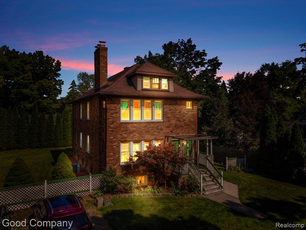 21516 Oxford Avenue, Farmington, MI 48336 — Photo 27