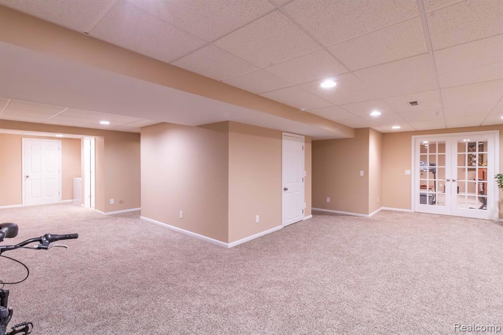 42852 SANDSTONE Drive, Novi, MI 48377 — Photo 24