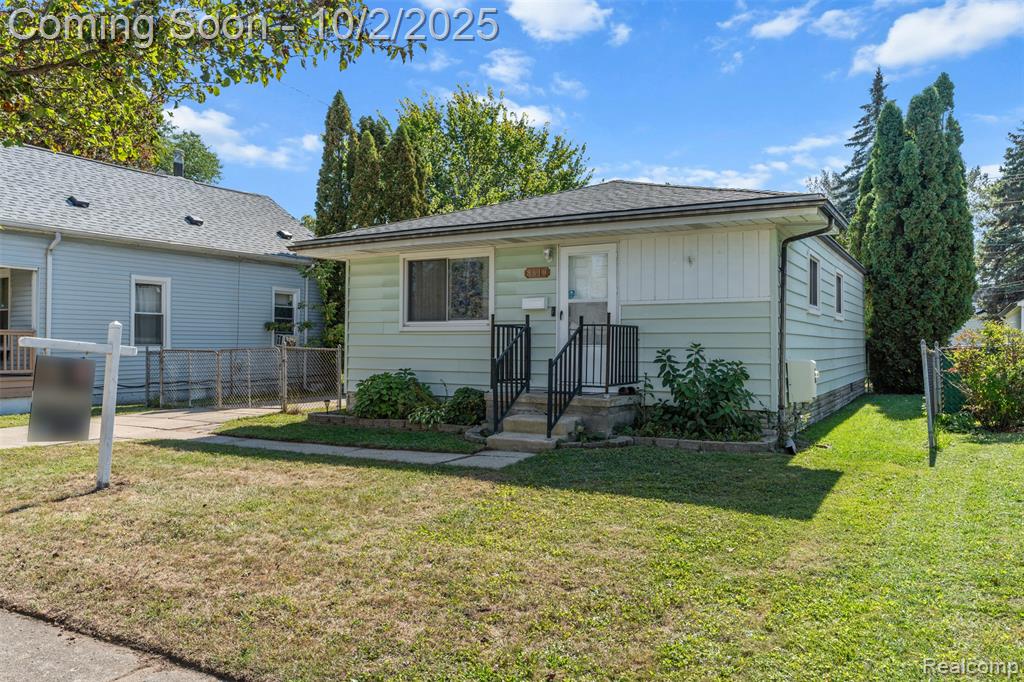 8610 Central, Center Line, MI 48015 — Photo 4