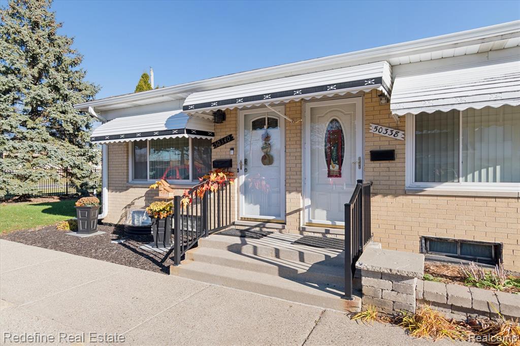 50340 Helfer Boulevard, Wixom, MI 48393 — Photo 7