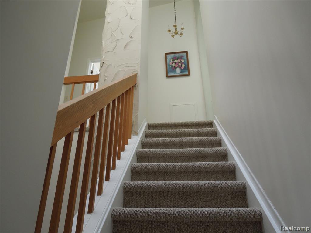 40052 Crosswinds, Novi, MI — Photo 7