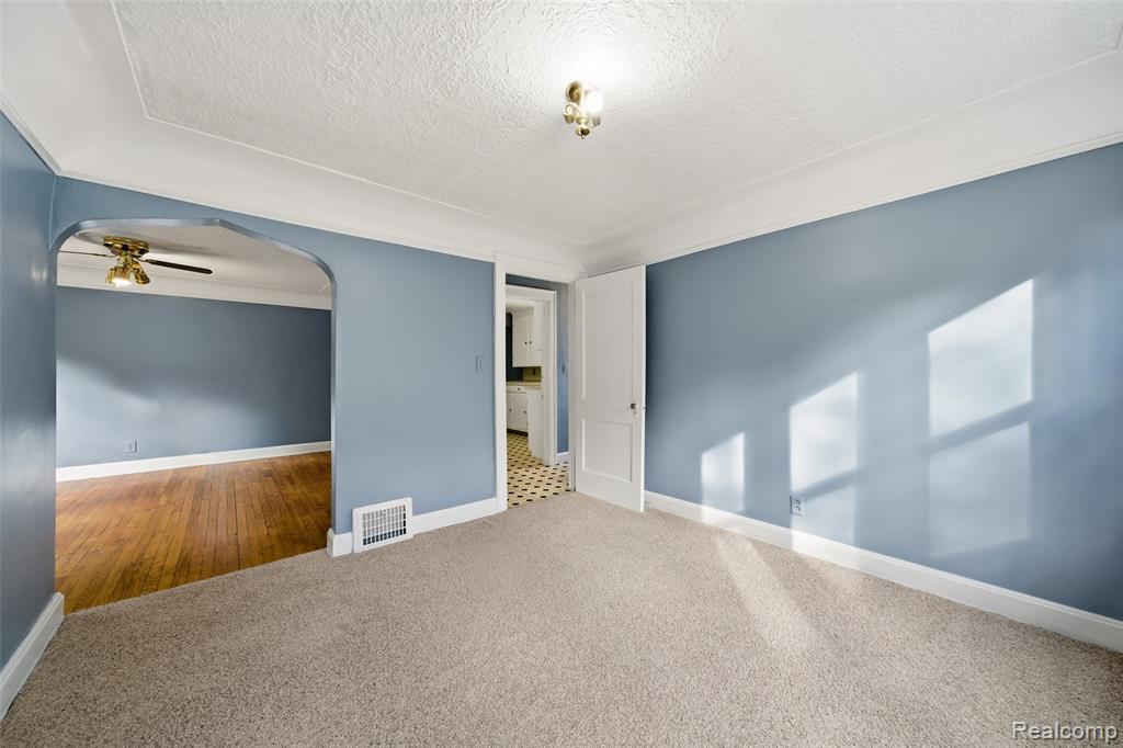 686 Princeton Road, Berkley, MI, 48072