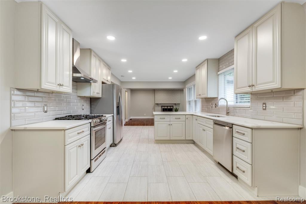 2784 Aldgate Drive, Bloomfield Hills, MI 48304 — Photo 6