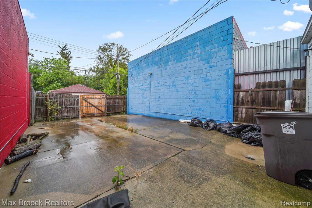 16124 W 7 Mile Road, Detroit, MI 48235 — Photo 14