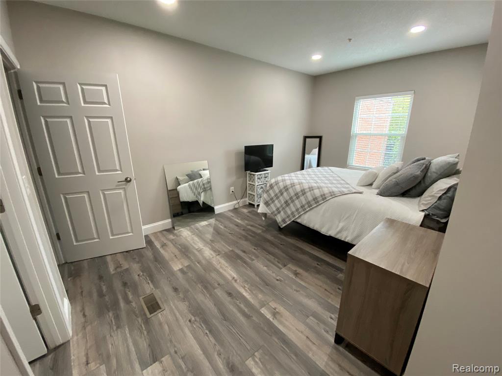 49435 Plymouth Way, Plymouth, MI 48170 — Photo 14
