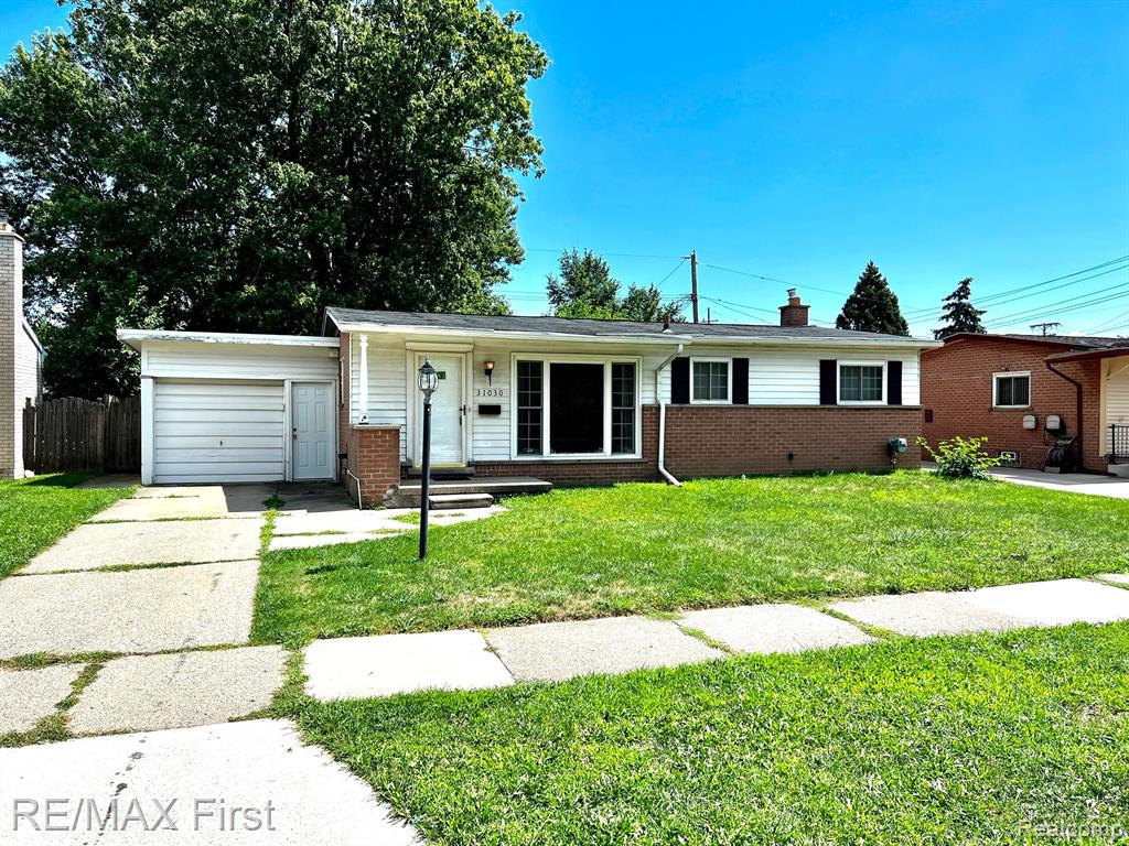 31030 E COUSINO Drive N, Warren, MI 48092
