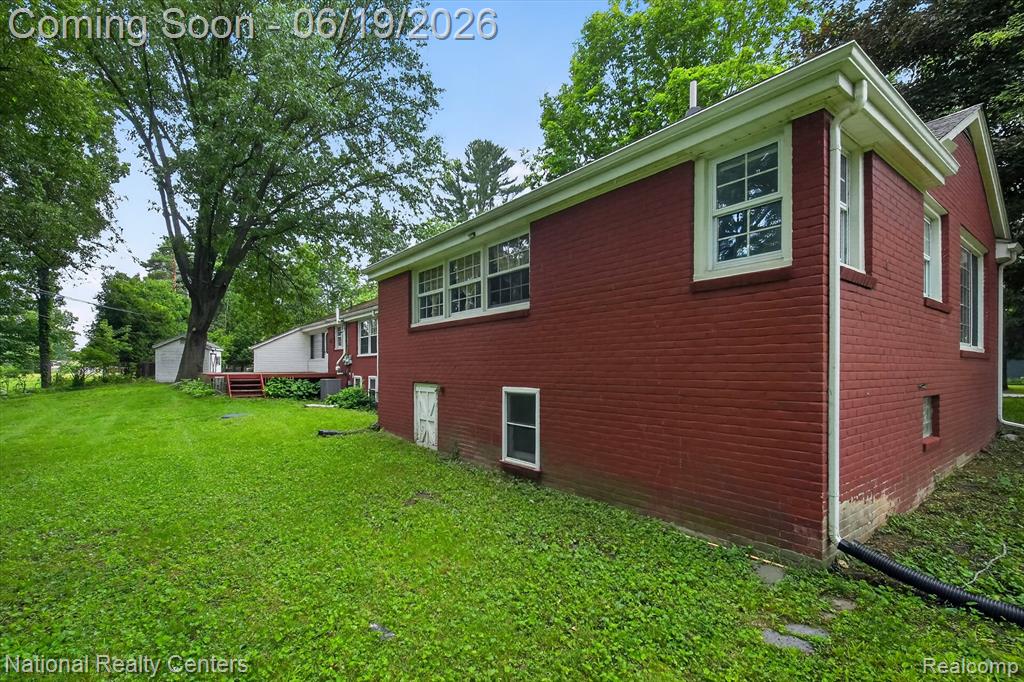 360 Woodland Drive, South Lyon, MI 48178 — Photo 63