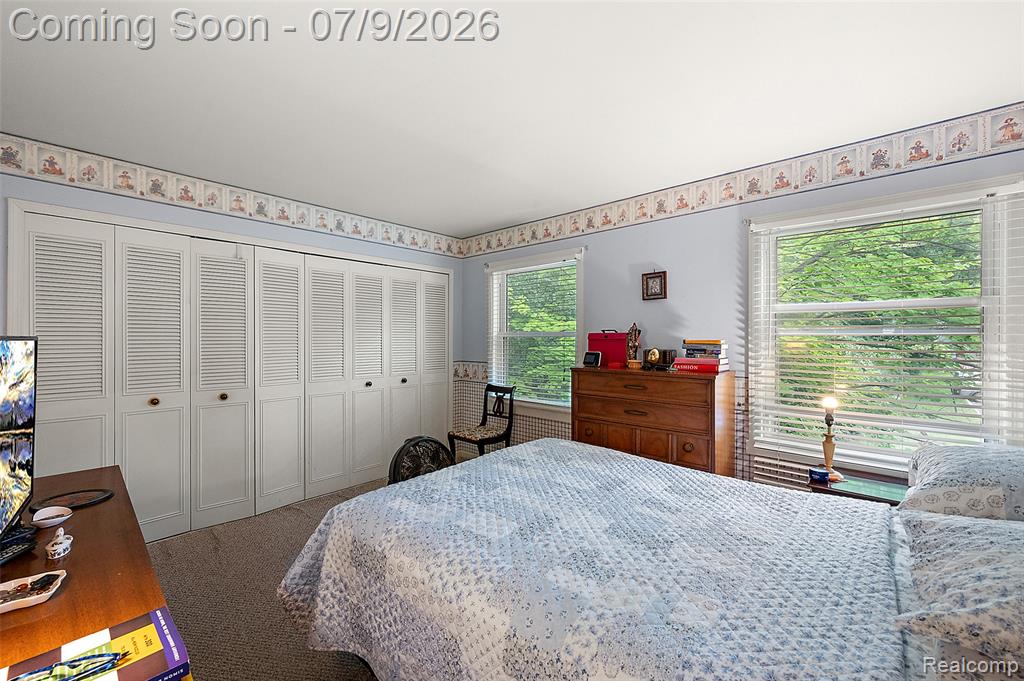 930 Little Hill Court, Rochester Hills, MI 48307 — Photo 30