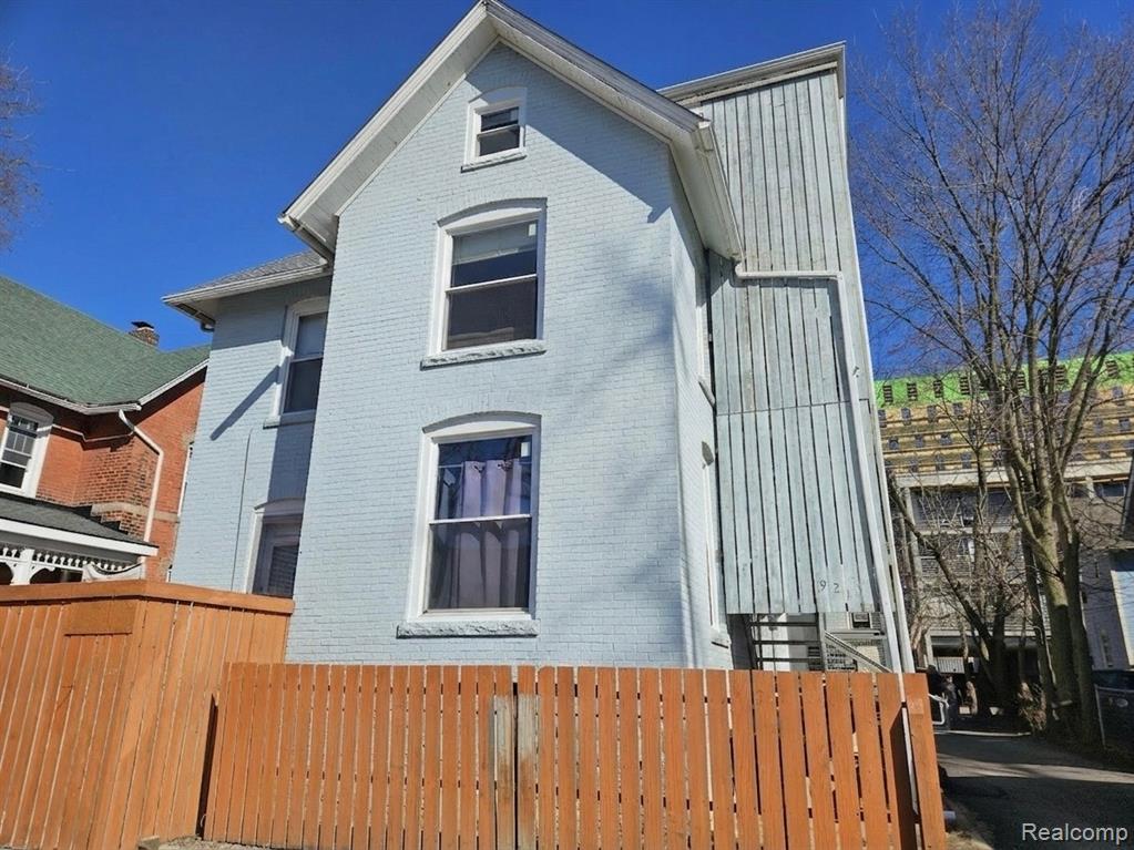 921 Mary Unit 1 Street, Ann Arbor, MI 48104 — Photo 11