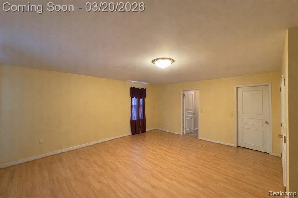 5045 Forestdale Drive, West Bloomfield, MI — Photo 18