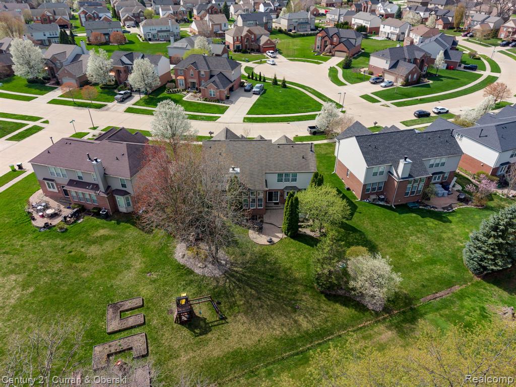 48742 Tanglewood Drive, Macomb, MI 48044 — Photo 81