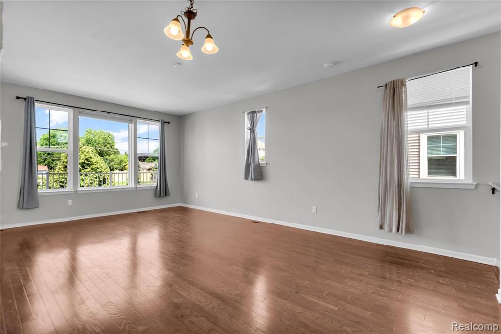 4600 Bradley Circle, Troy, MI 48085 — Photo 10