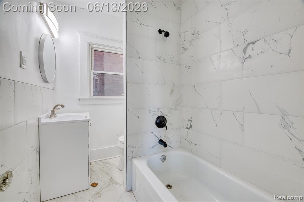1735 Clairmount Street, Detroit, MI 48206 — Photo 19