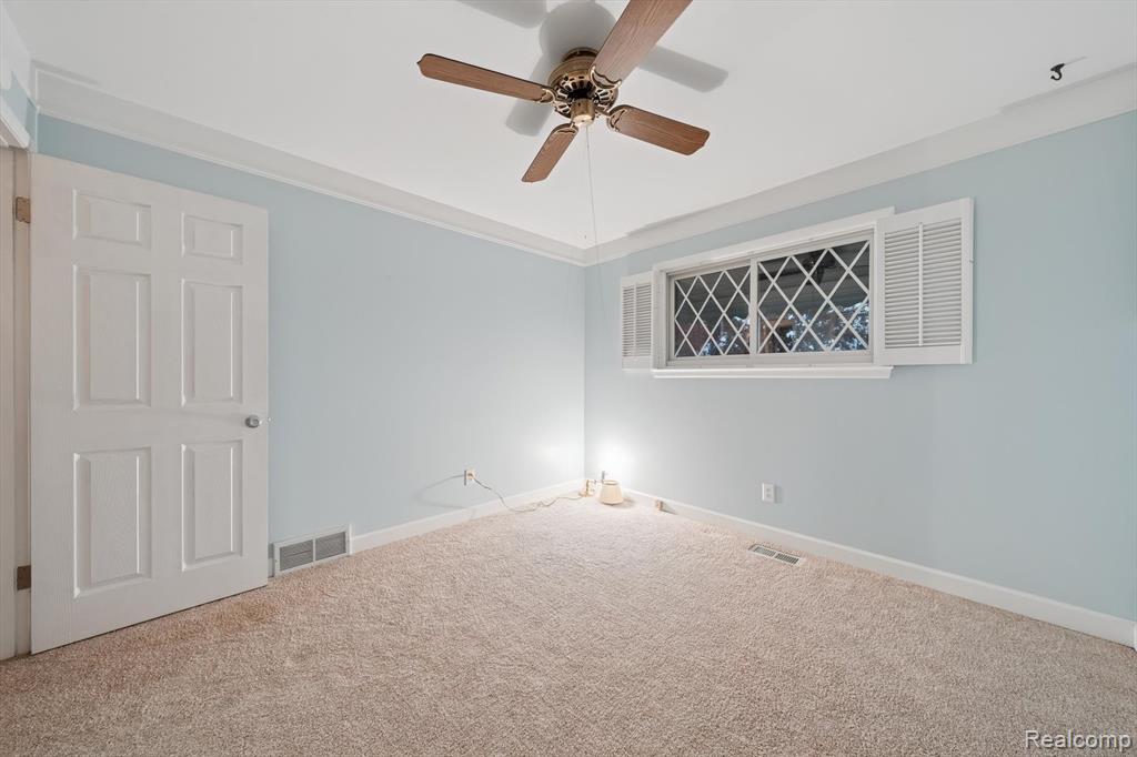 14240 Stratford Street, Riverview, MI 48193 — Photo 25