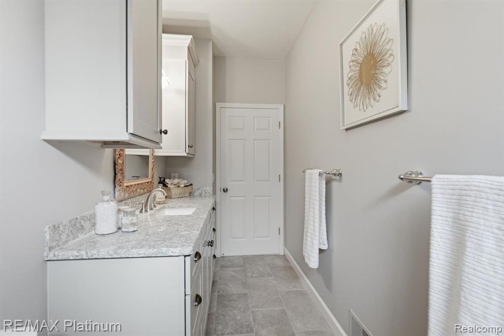2508 Signature Drive, Pinckney, MI 48169 — Photo 20