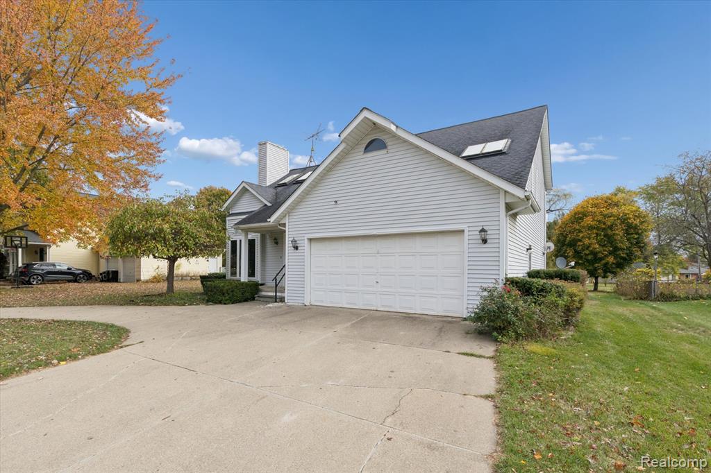 5071 June Drive, Almont, MI 48003 — Photo 4