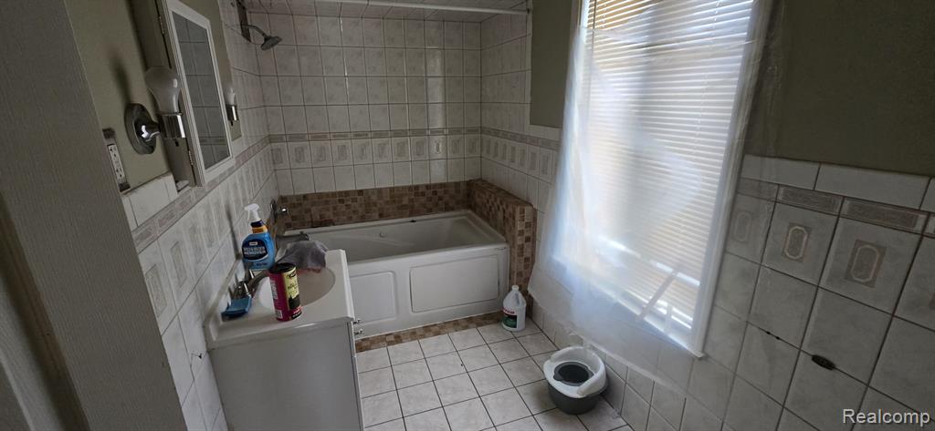 550 W Grixdale, Detroit, MI 48203 — Photo 12