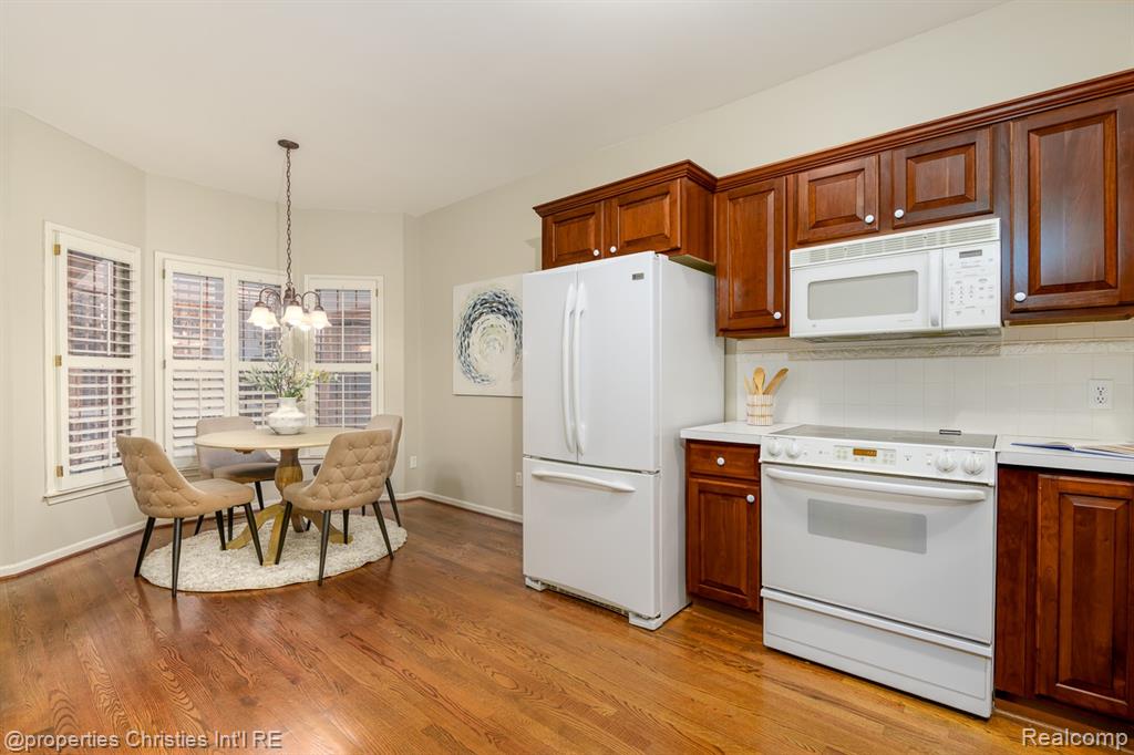 6576 Steeple Ridge, Clarkston, MI — Photo 16