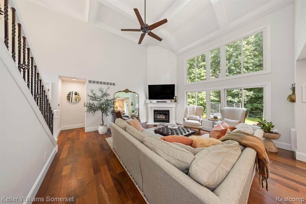 9732 FOREST RIDGE Drive, Clarkston, MI 48348 — Photo 8