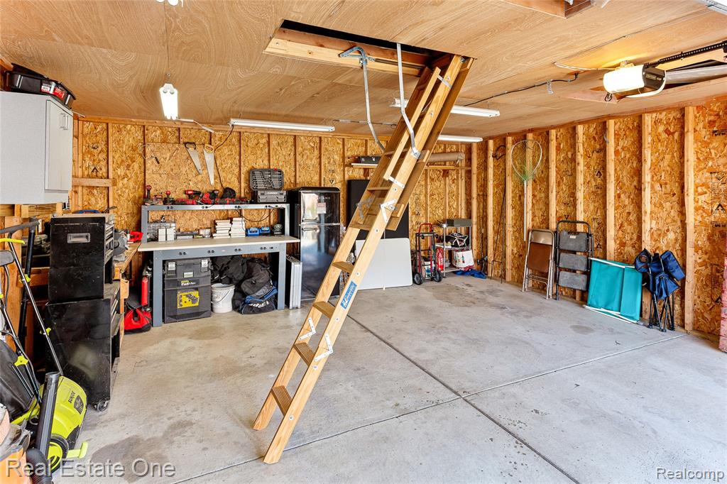9864 Fox Avenue W, Allen Park, MI 48101 — Photo 31