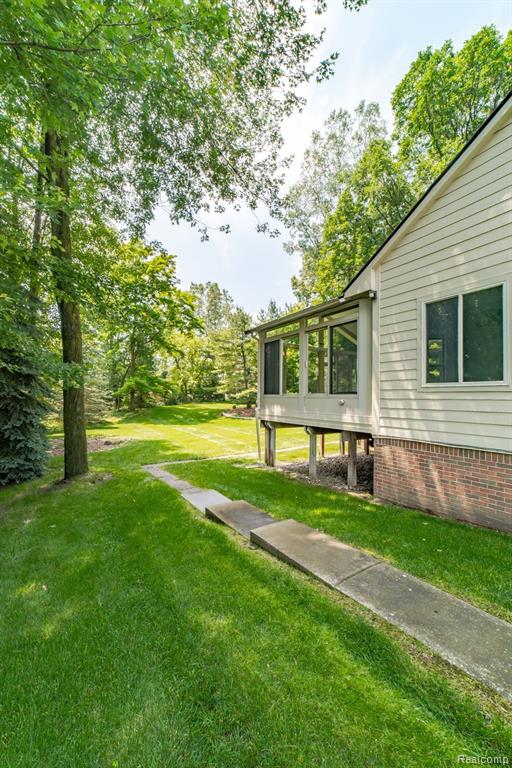 7191 ELDERWOOD Circle, Clarkston, MI — Photo 57