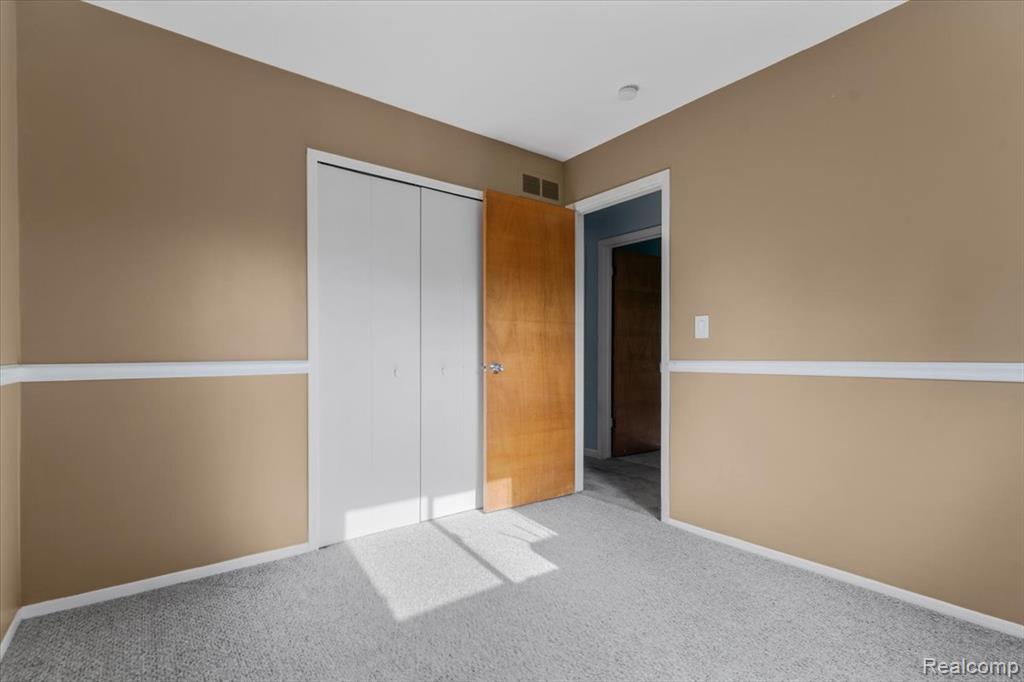 2519 Buckingham Avenue, Berkley, MI 48072 — Photo 12