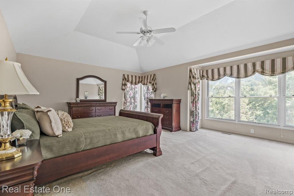 4458 HYCLIFFE Drive, Troy, MI 48098 — Photo 24