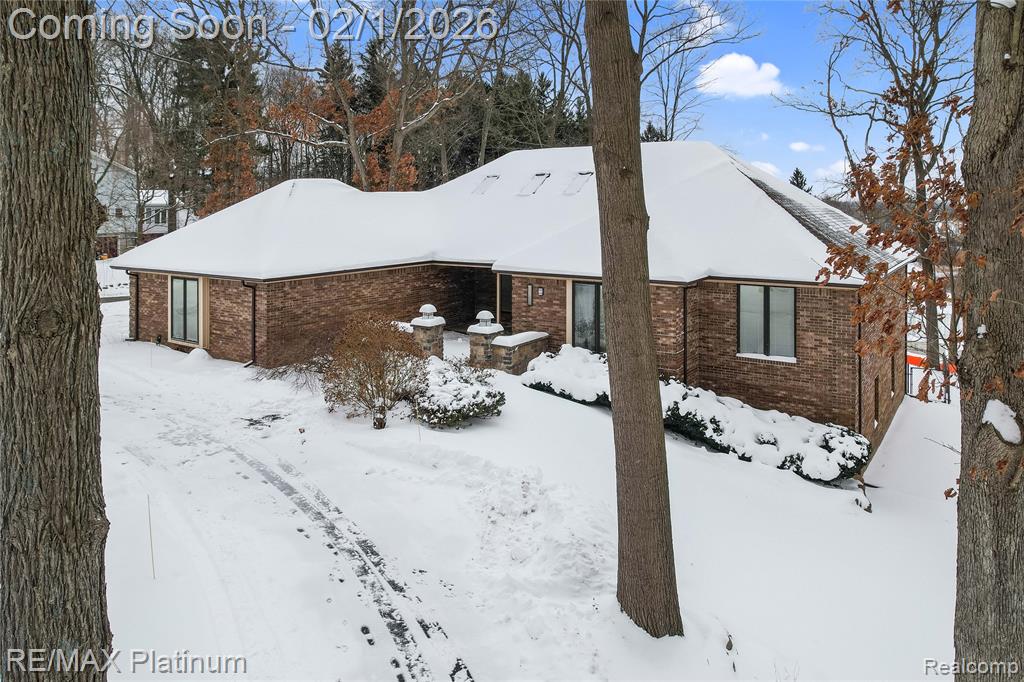8760 Dann Drive, Brighton, MI 48114 — Photo 5