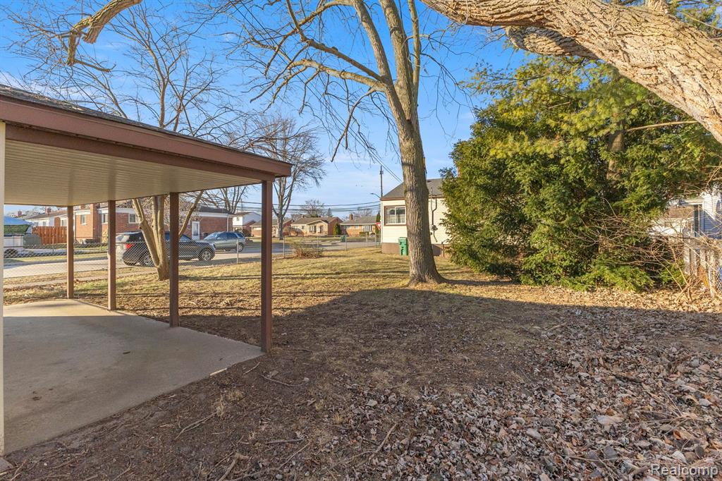612 GILMAN Street, Garden City, MI — Photo 37