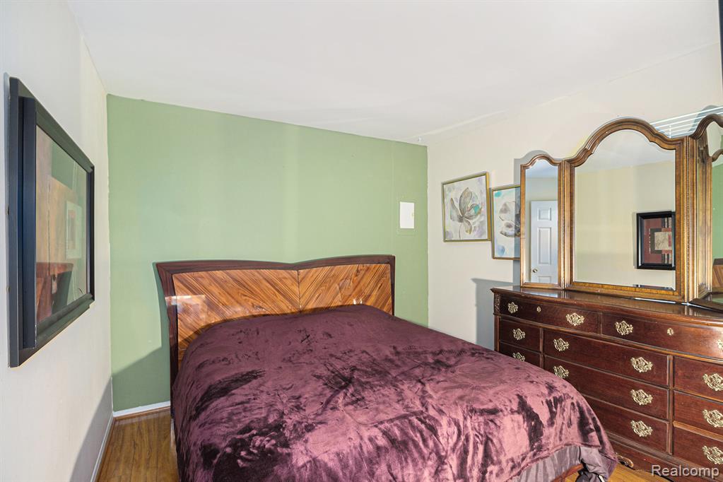 5204 Pasadena Avenue, Flushing, MI 48433 — Photo 10