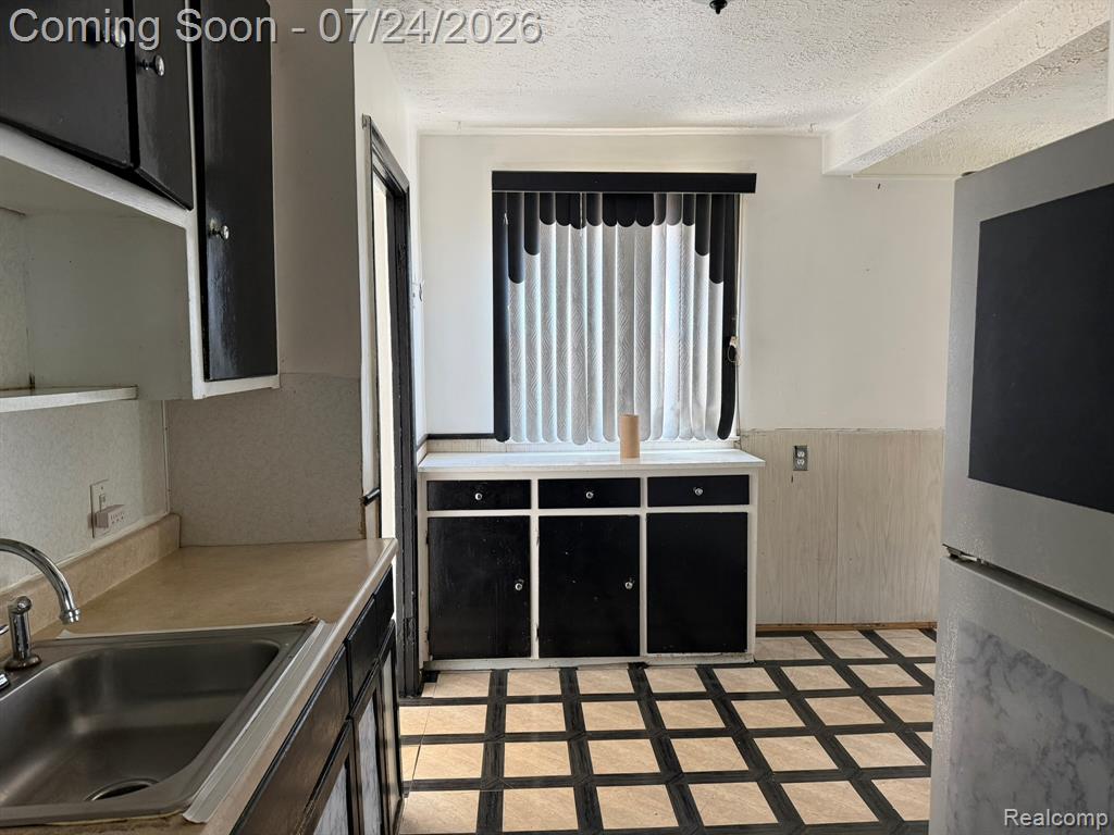 7296 Memorial Street - Photo 4