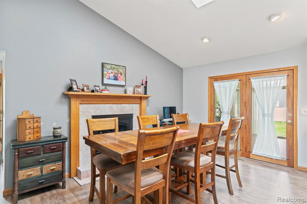 6242 Bedford Avenue, Flint, MI 48507 — Photo 16