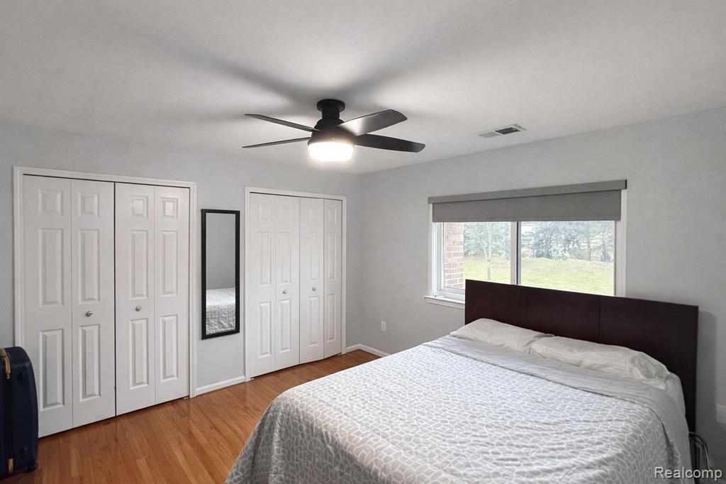 33693 Pondview Circle, Livonia, MI 48152 — Photo 9