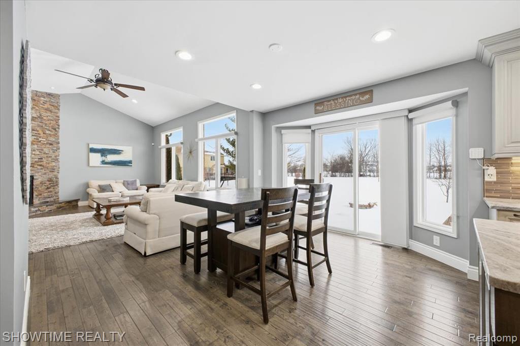 4157 Springbrook Drive, Sterling Heights, MI 48314 — Photo 12