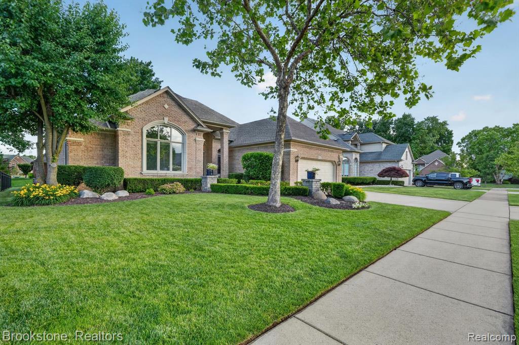47749 Dennis Baert Drive, Macomb, MI 48044 — Photo 2