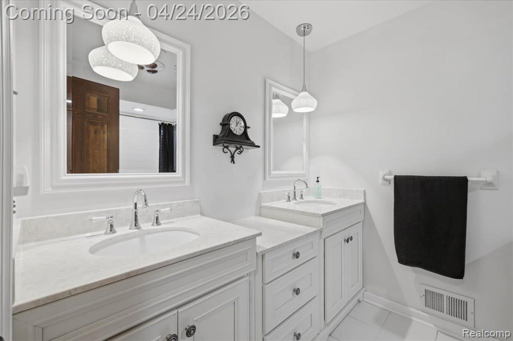 5055 Candlewood Drive, Grand Blanc, MI 48439 — Photo 37