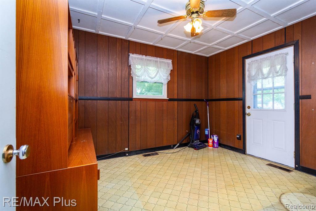 3350 N Belsay Road E, Flint, MI 48506 — Photo 25