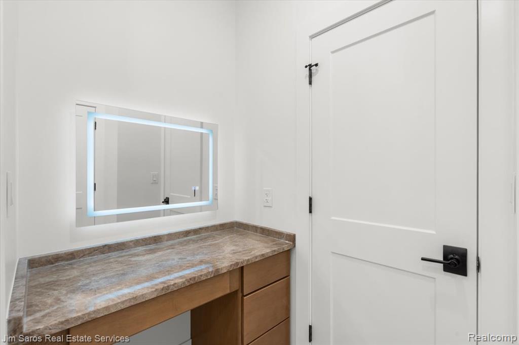 252 Keelson Drive, Detroit, MI 48215 — Photo 27